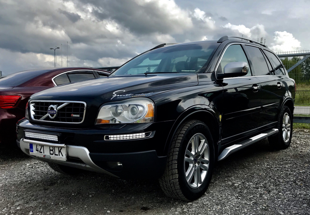Volvo xc90 v8