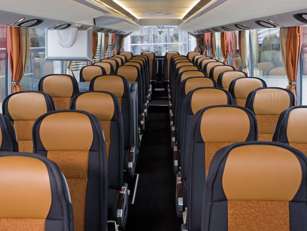 Neoplan Mercedes-Benz салон