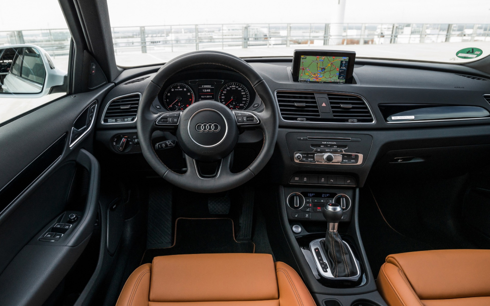 Audi q3 2013 салон