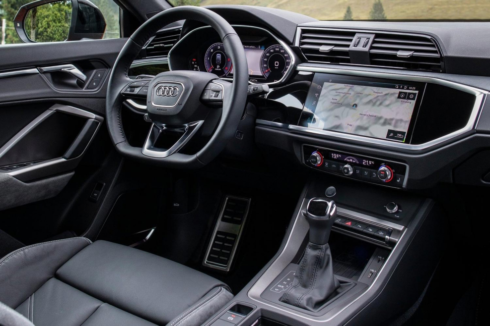 Audi q3 2020 салон