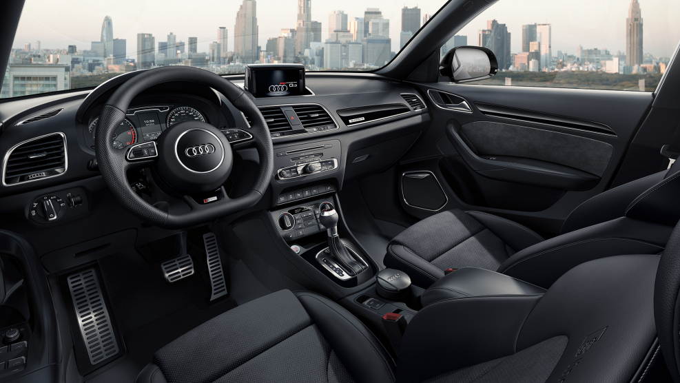 Audi q3 салон