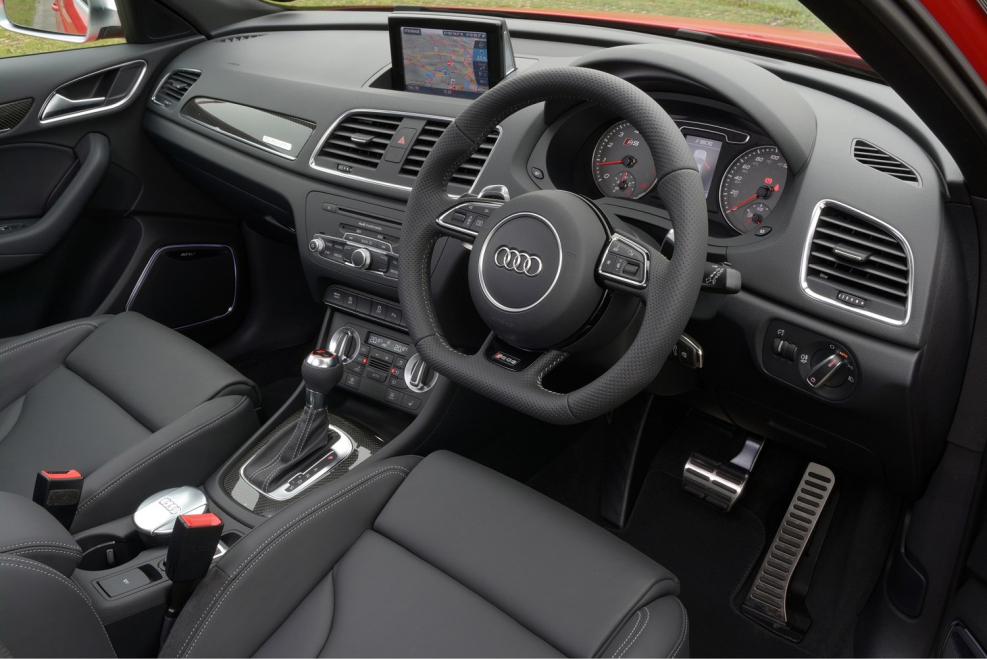 Audi RS q3 Interior