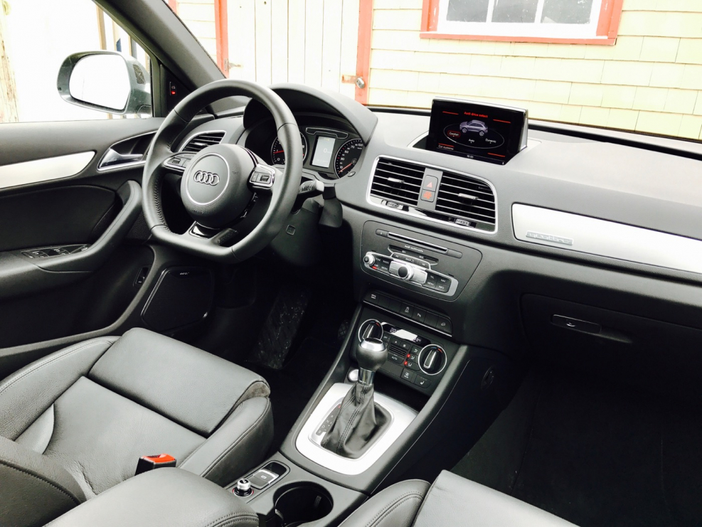 Audi q3 Interior