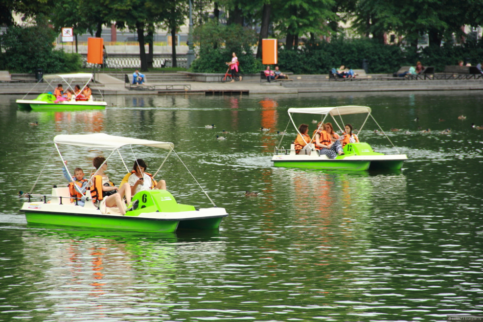 Надувная лодка Riverboats RB-390