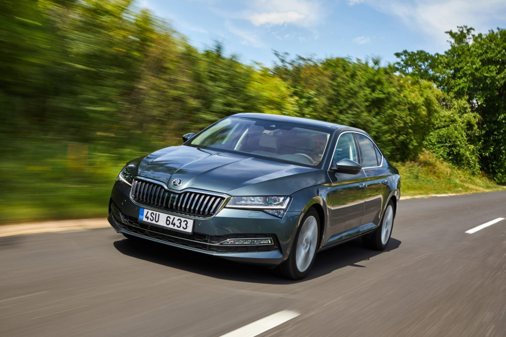 Skoda Superb лимузин