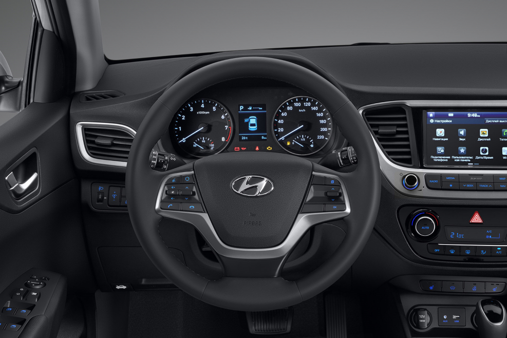 Hyundai Solaris 2017 панель