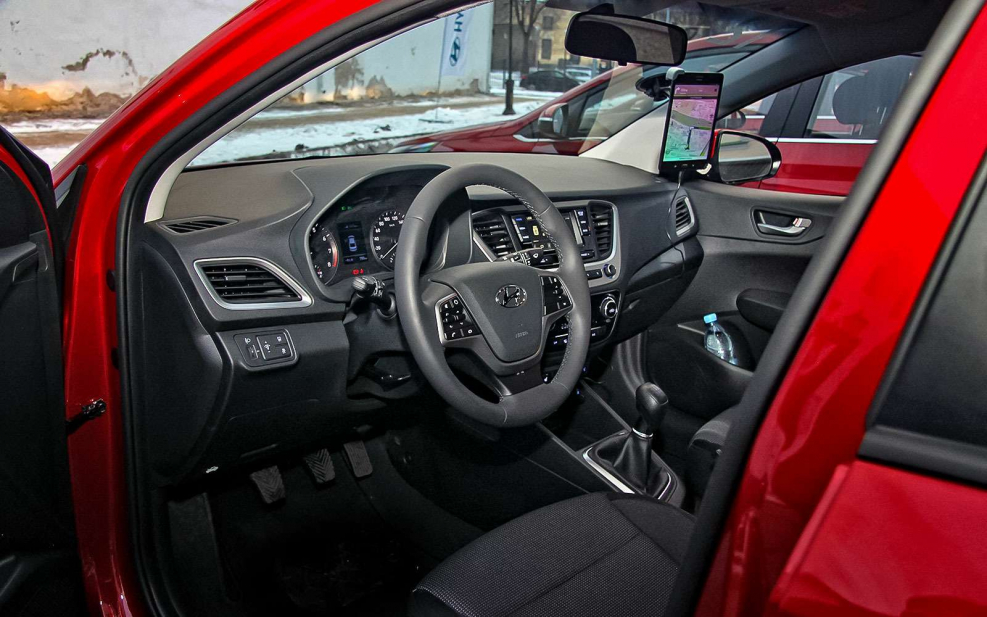 Hyundai Solaris 2018 салон