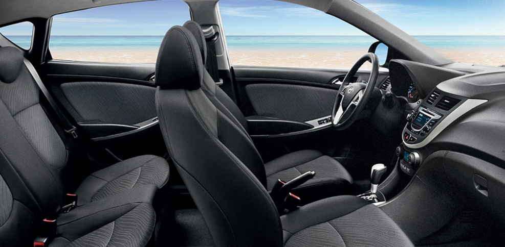 Hyundai Solaris 2014 хэтчбек салон