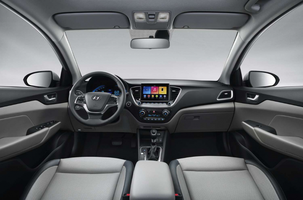 Бортовой компьютер Яндекс.авто для Hyundai Solaris