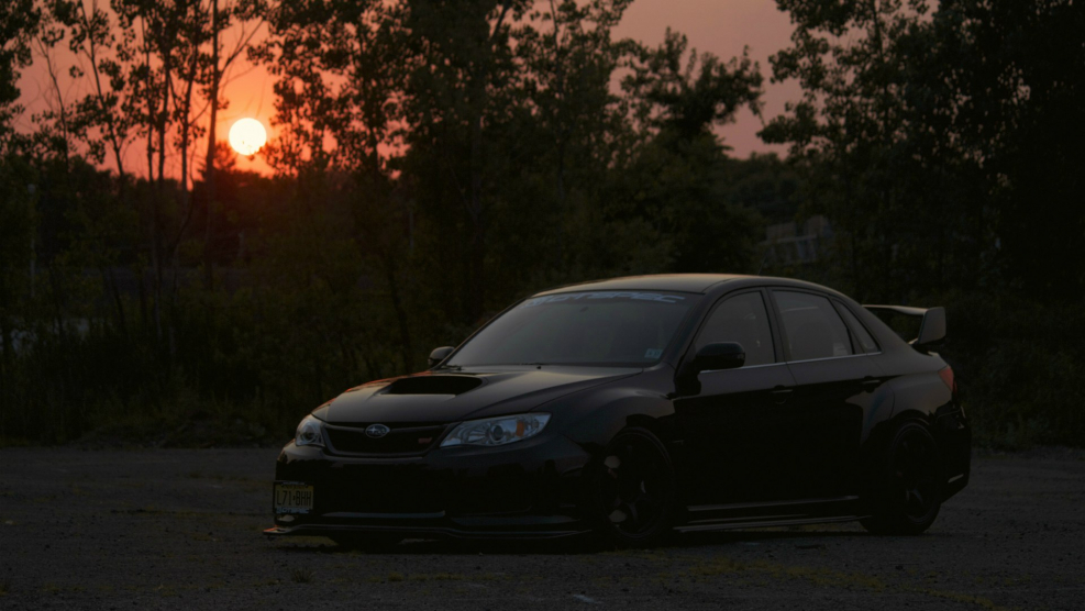 Субару WRX черный ночь
