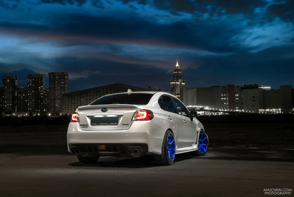 Subaru WRX STI белая обычная 2015