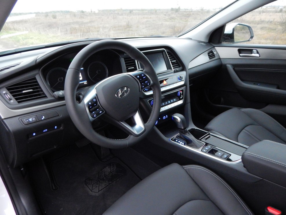 Hyundai Sonata 2010 6 поколение