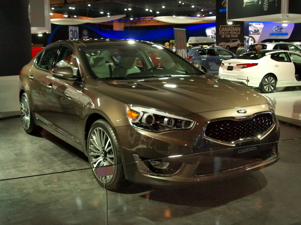 Третье поколение Kia Cadenza