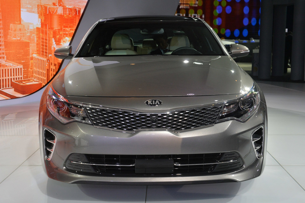 Kia Rio и Kia Optima 2015