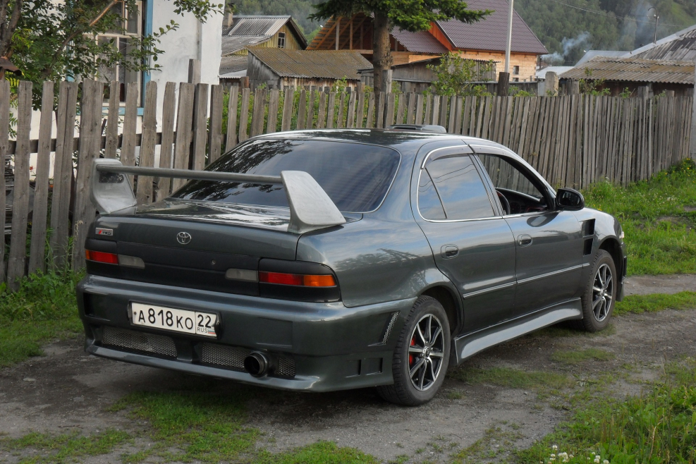 Toyota Sprinter ae100
