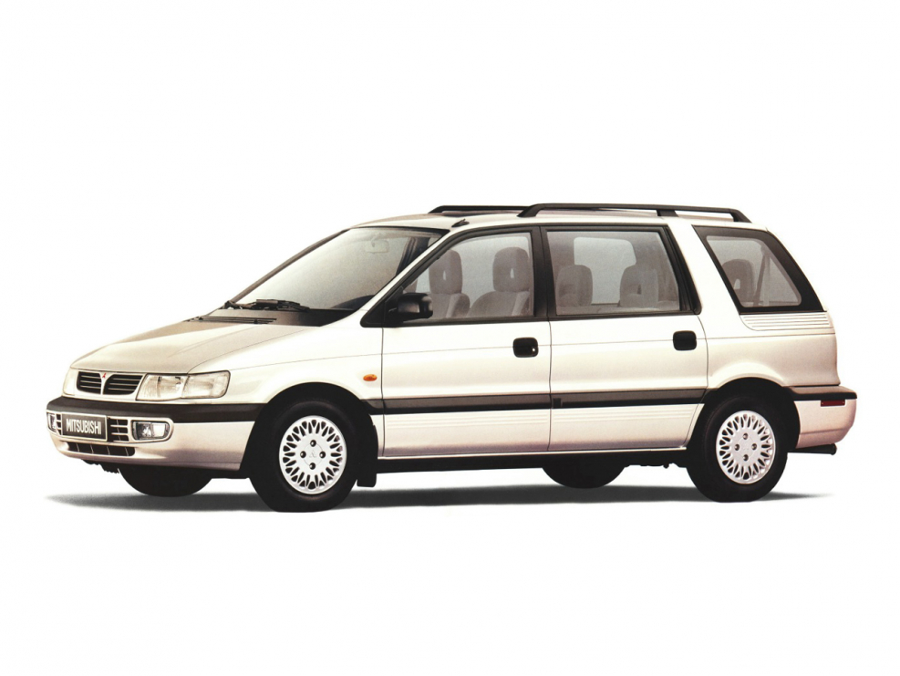 Mitsubishi Space Wagon II