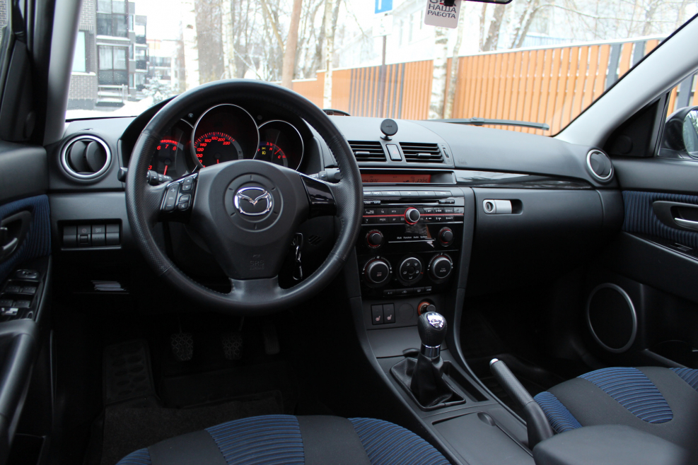 Mazda 3 BK 2.0 Sport седан
