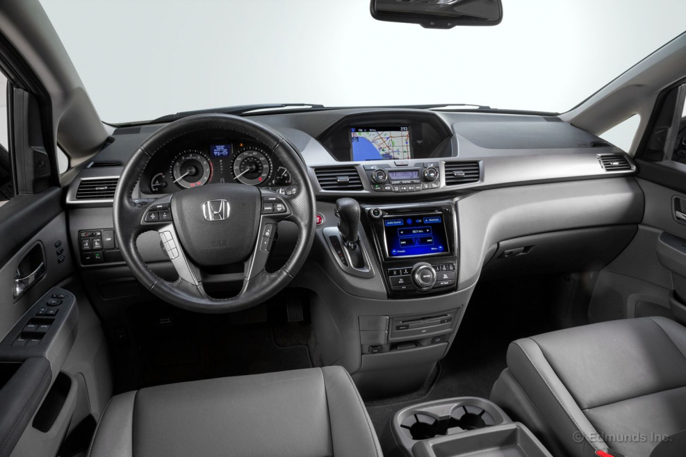 Honda Odyssey 2012 салон