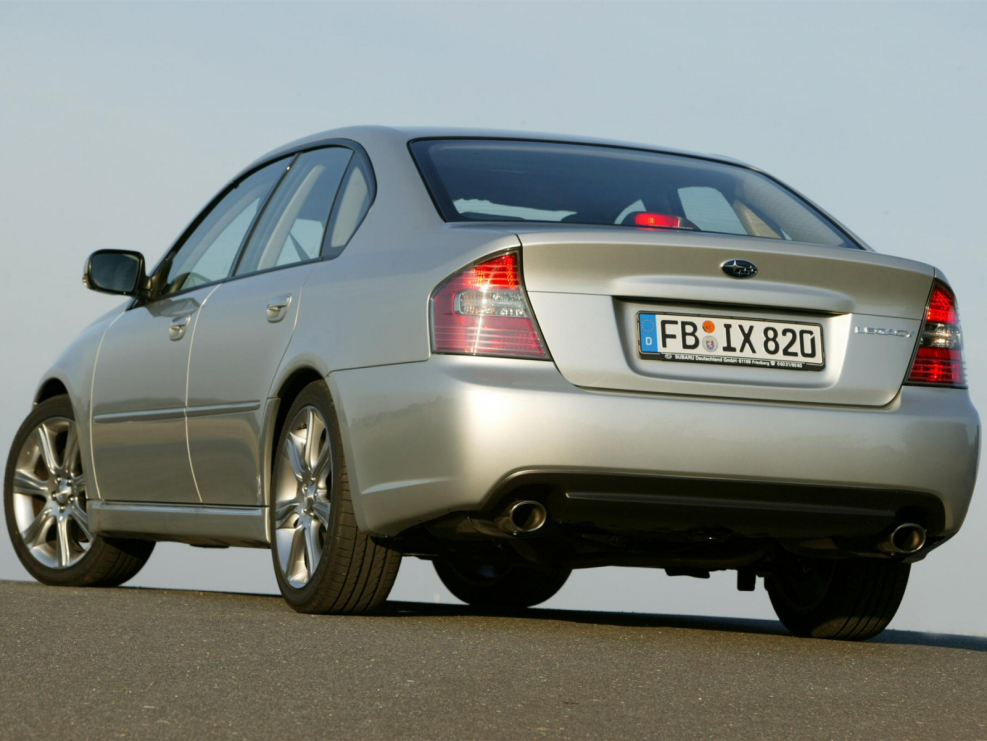 Subaru Legacy 2003 седан