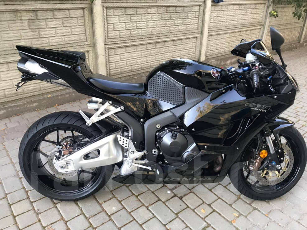 Honda cbr600rr 2010
