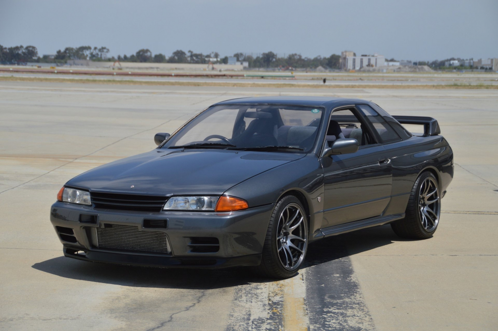 Nissan Skyline r32 gt-r