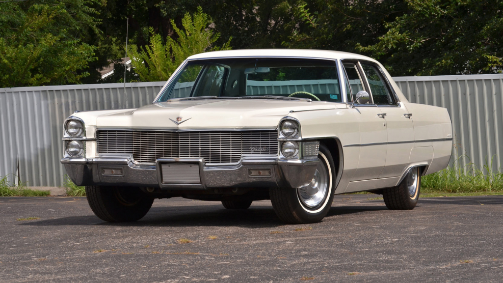 Кадиллак Deville 1965 sedan