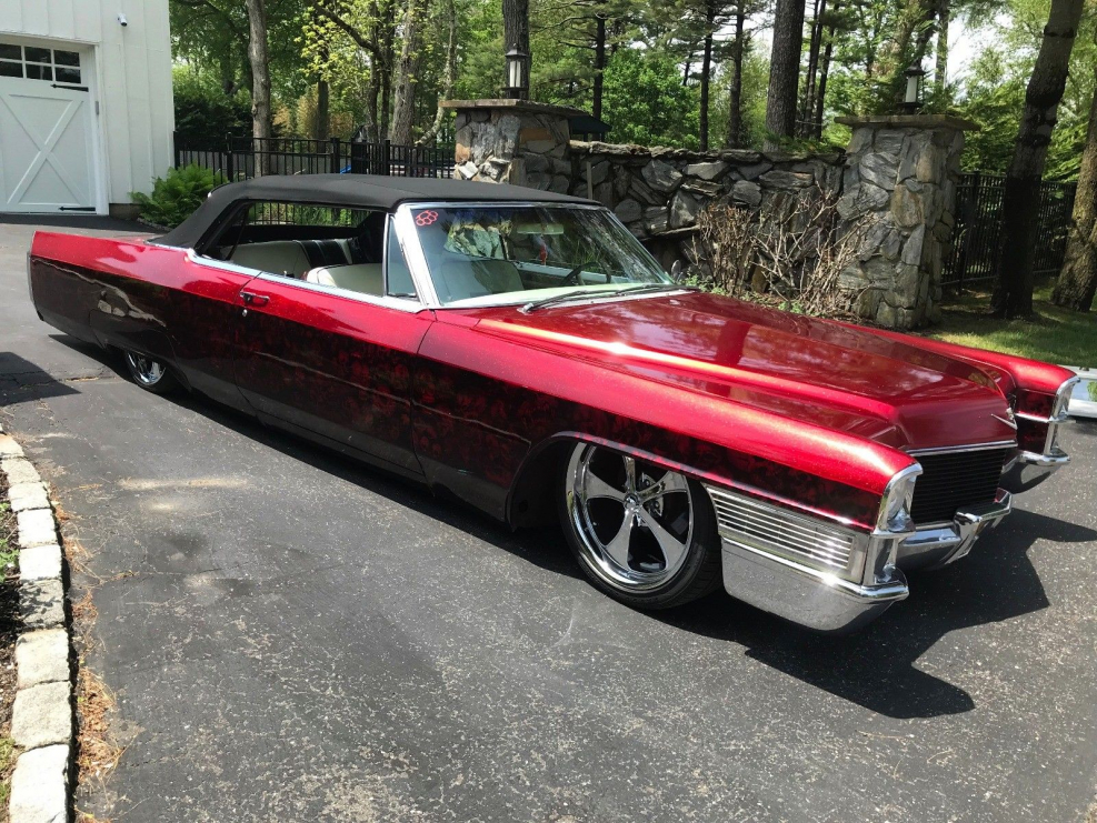 Cadillac Deville 1965 Red