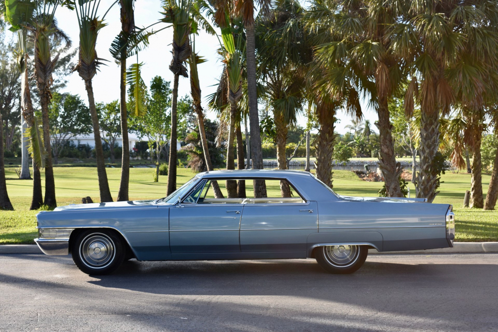 Cadillac Fleetwood 1965