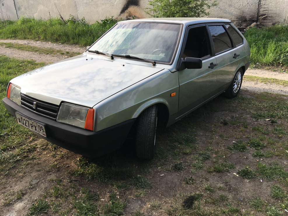 Лада 2109 серая