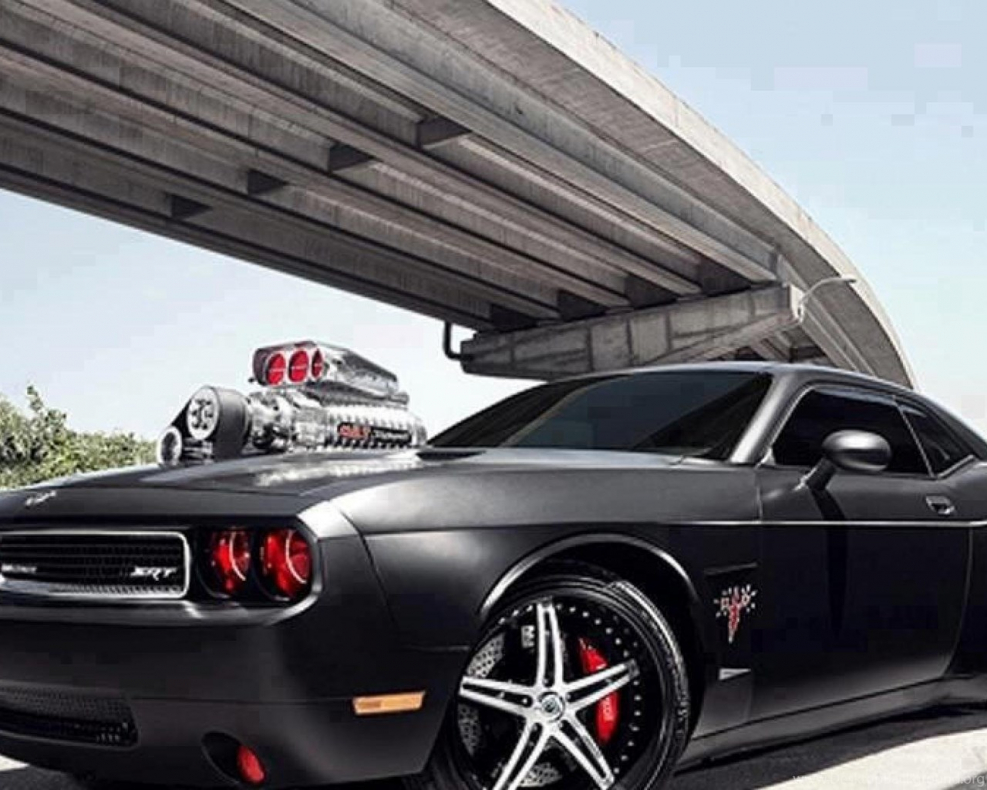 Dodge Challenger srt8 Black