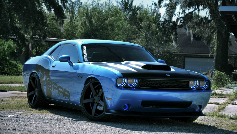 Dodge Challenger тюнингованный