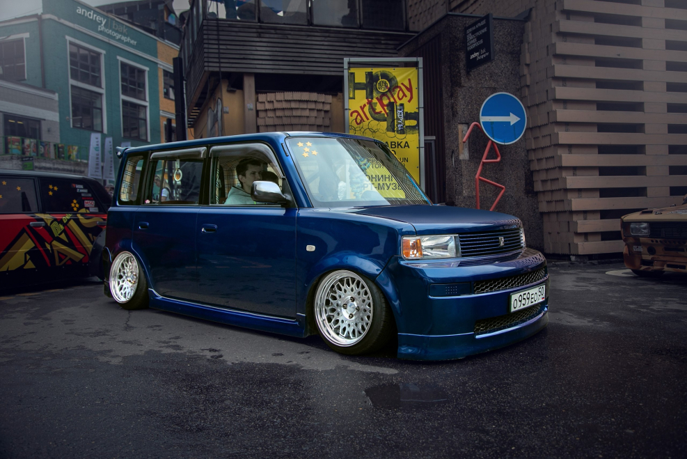 Toyota BB 2000 Tuning