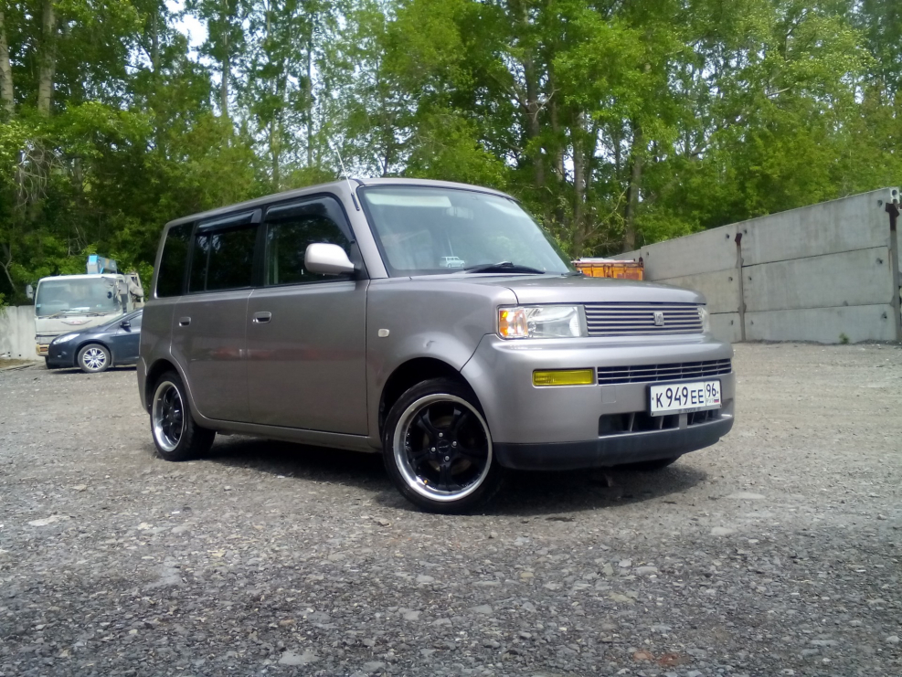 Toyota BB ncp30 2003-