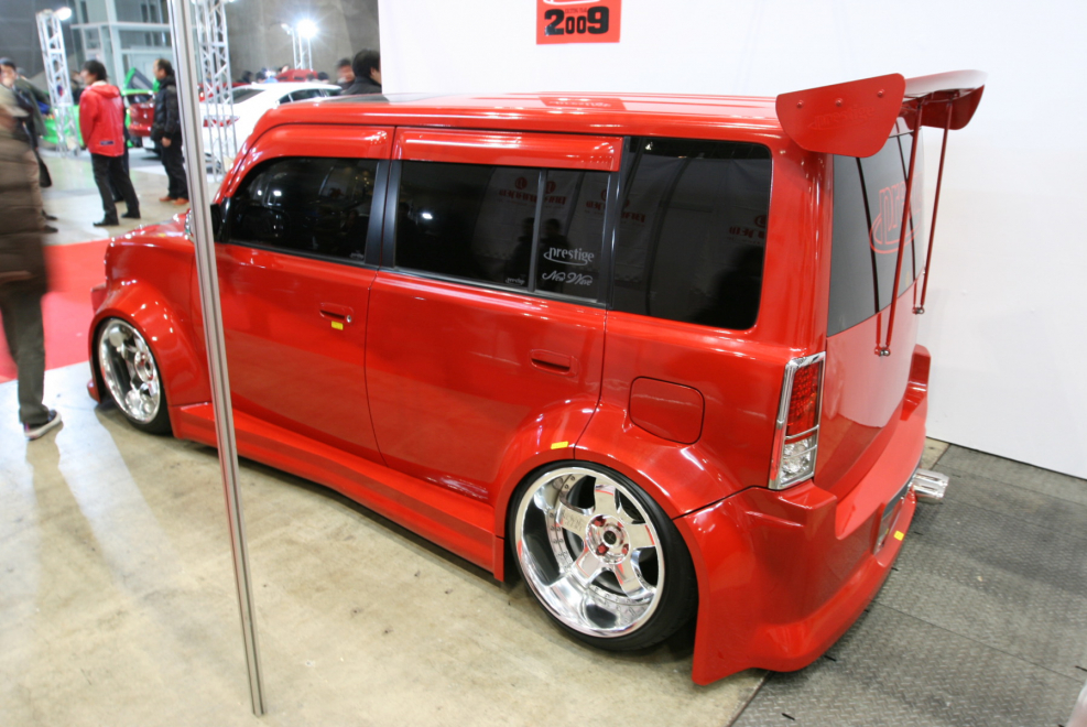 Toyota BB Токио
