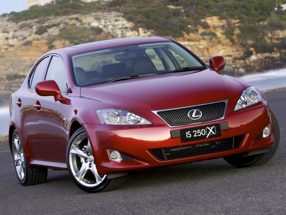 Lexus LS 250