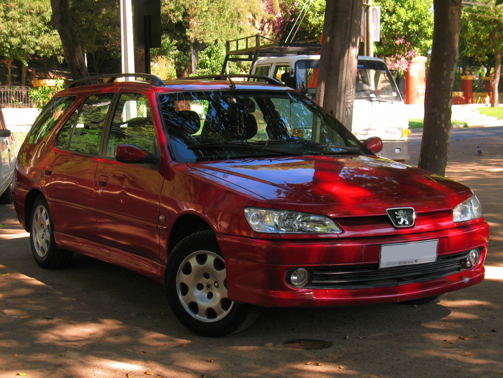 Peugeot 306 1.4 МТ, 1998,