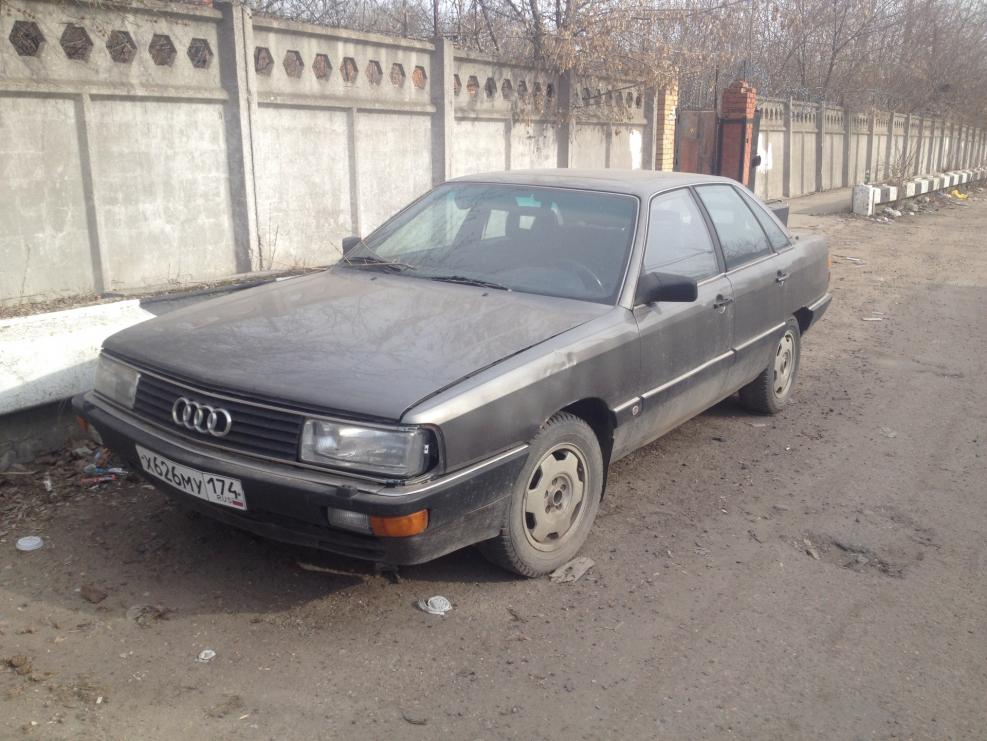 Ауди 100 селедка белая