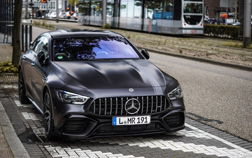 Mercedes Benz AMG gt 63