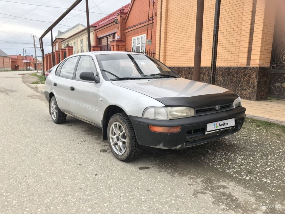 Тойота Королла 1993 1.3 седан