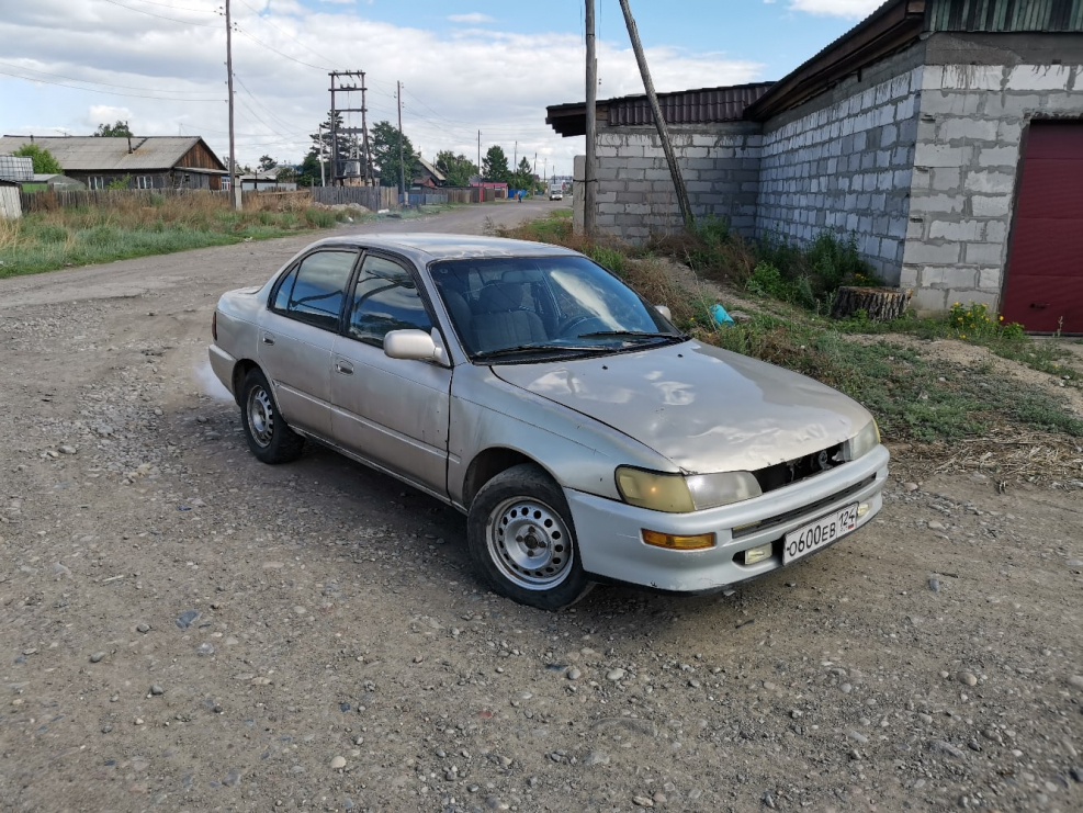 Toyota Corolla VII (e100)
