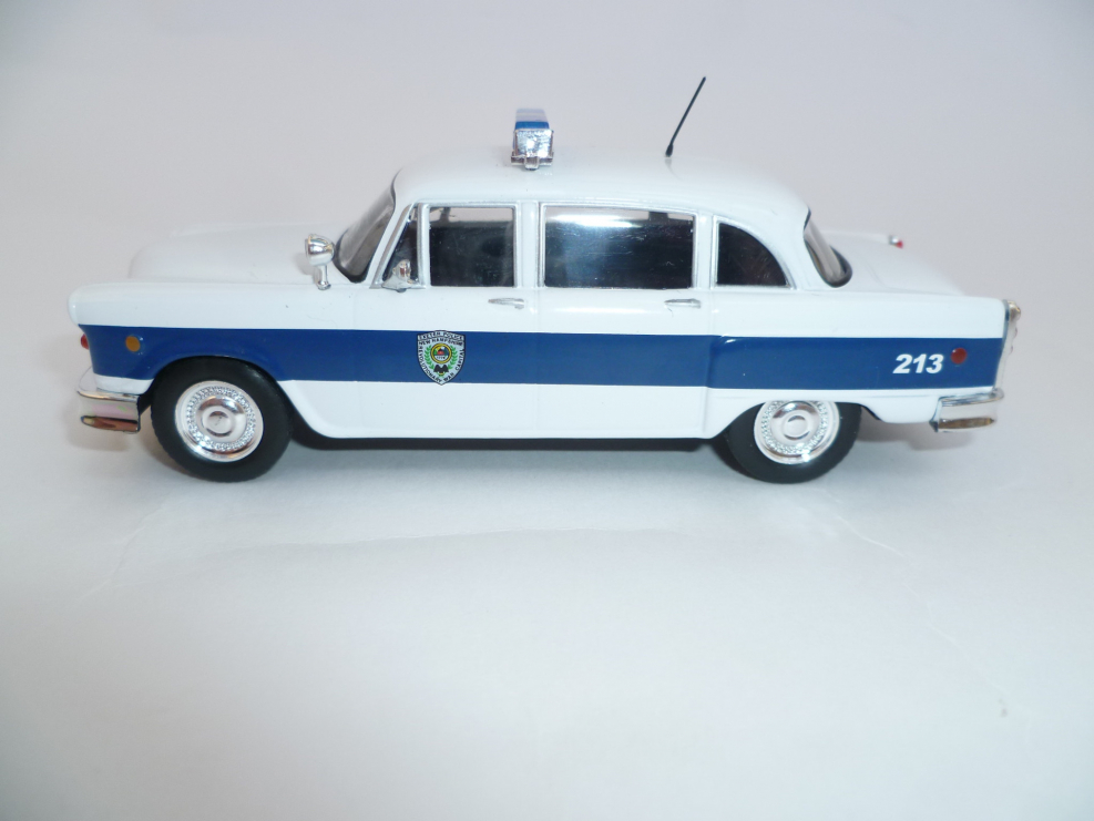 Полицейские машины мира 1 выпуск