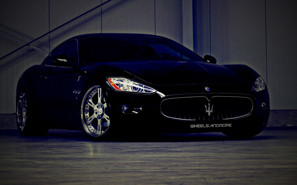 Maserati Ghibli черный