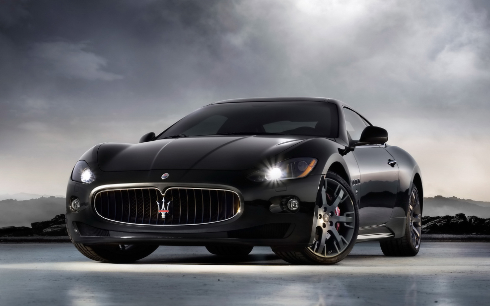 Maserati GRANTURISMO черная