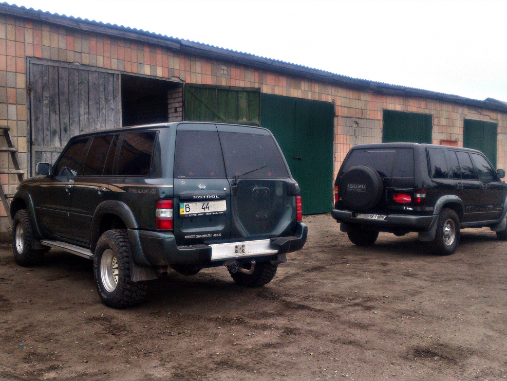 Isuzu Trooper 3d