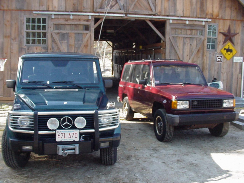 Isuzu Trooper хаки