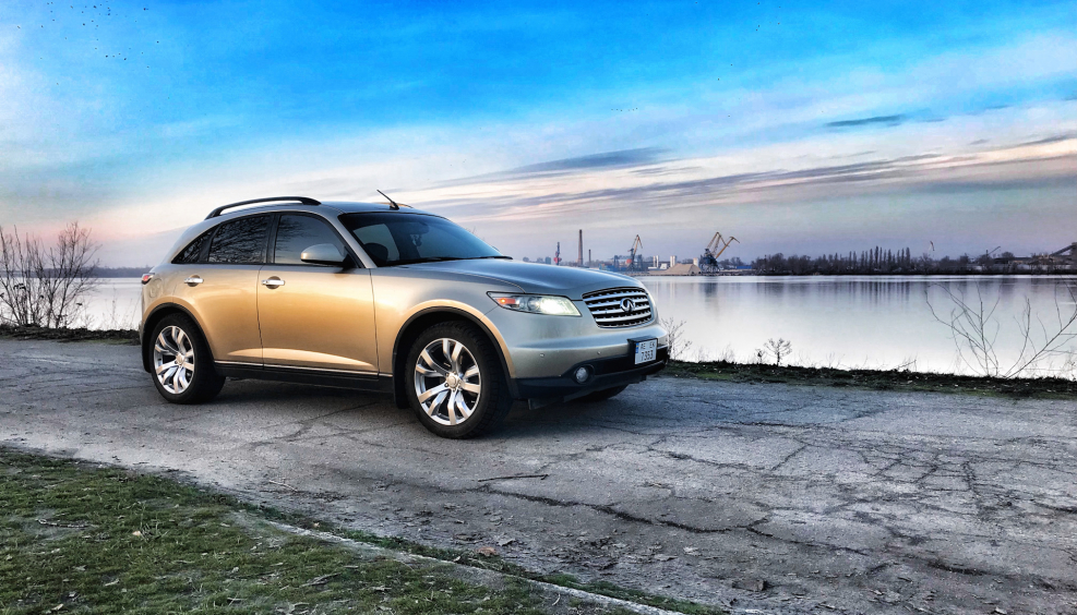 Infiniti fx35 2003