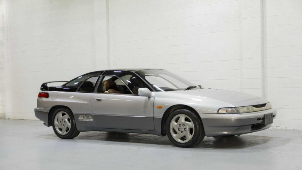 Субару Альцион SVX