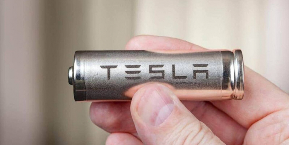 Tesla model s батарея