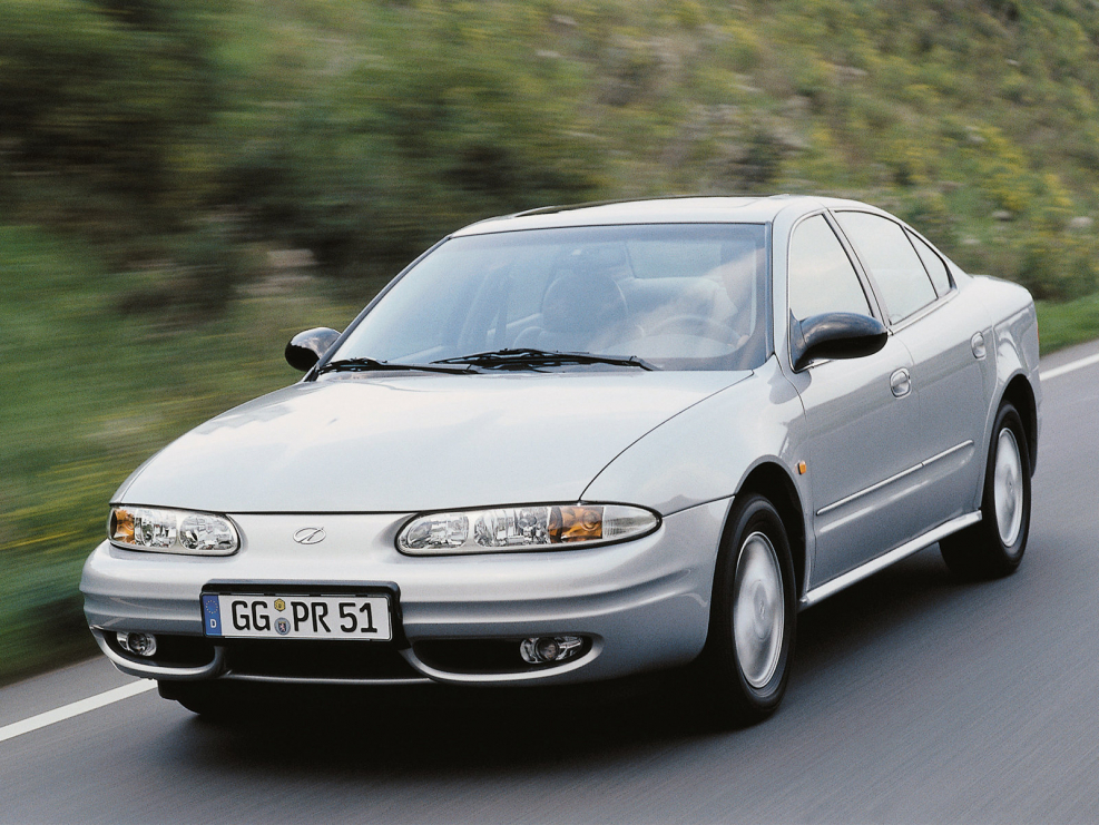Chevrolet Alero, 2002