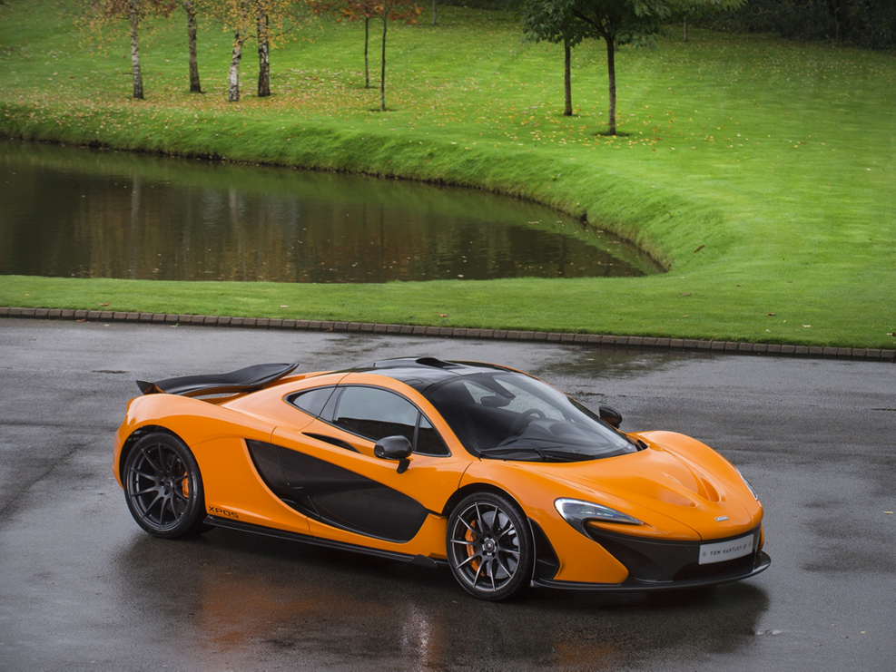 Машина MCLAREN p1
